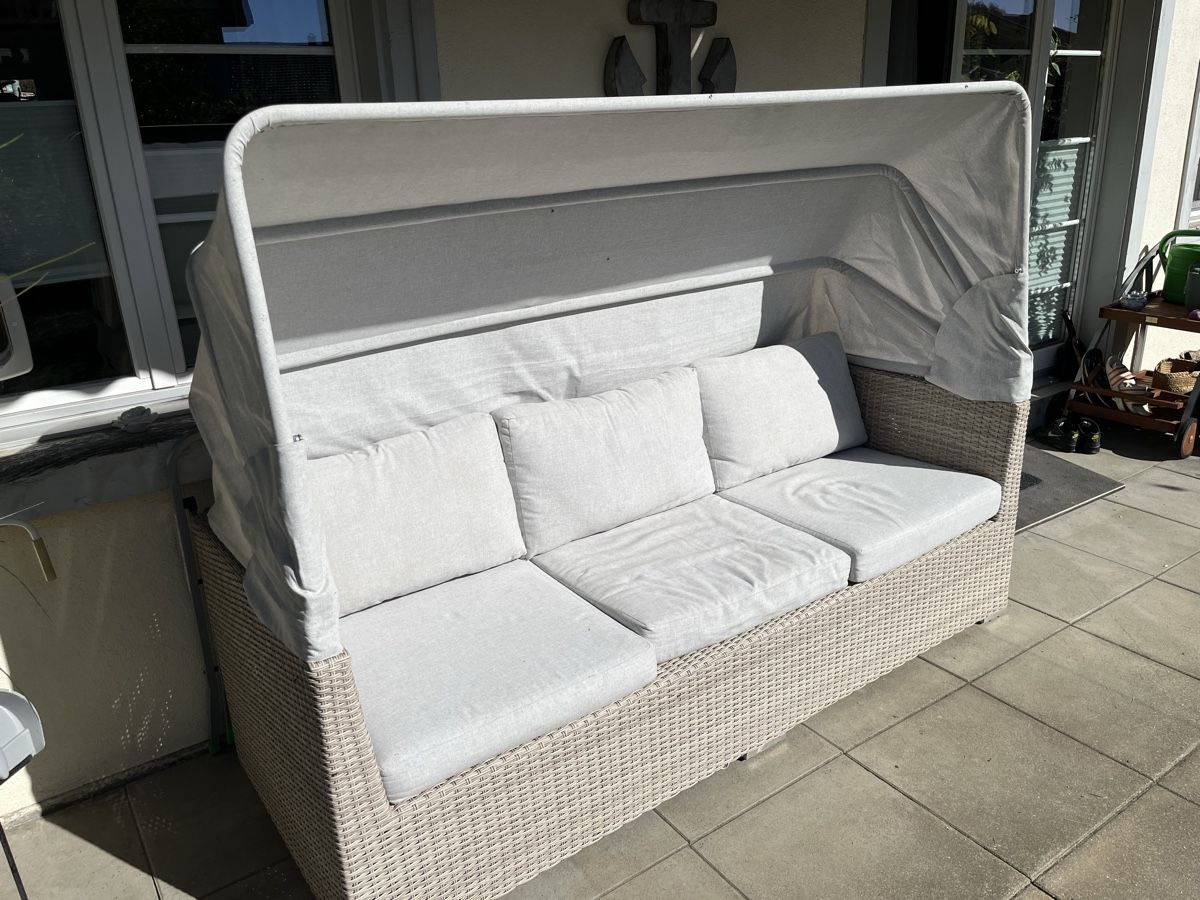Sedie a sdraio: Lounge Sofa Rattan mit Sonnendach hellgrau gebraucht – Usato da Pfyn venduto da jolex2000 2