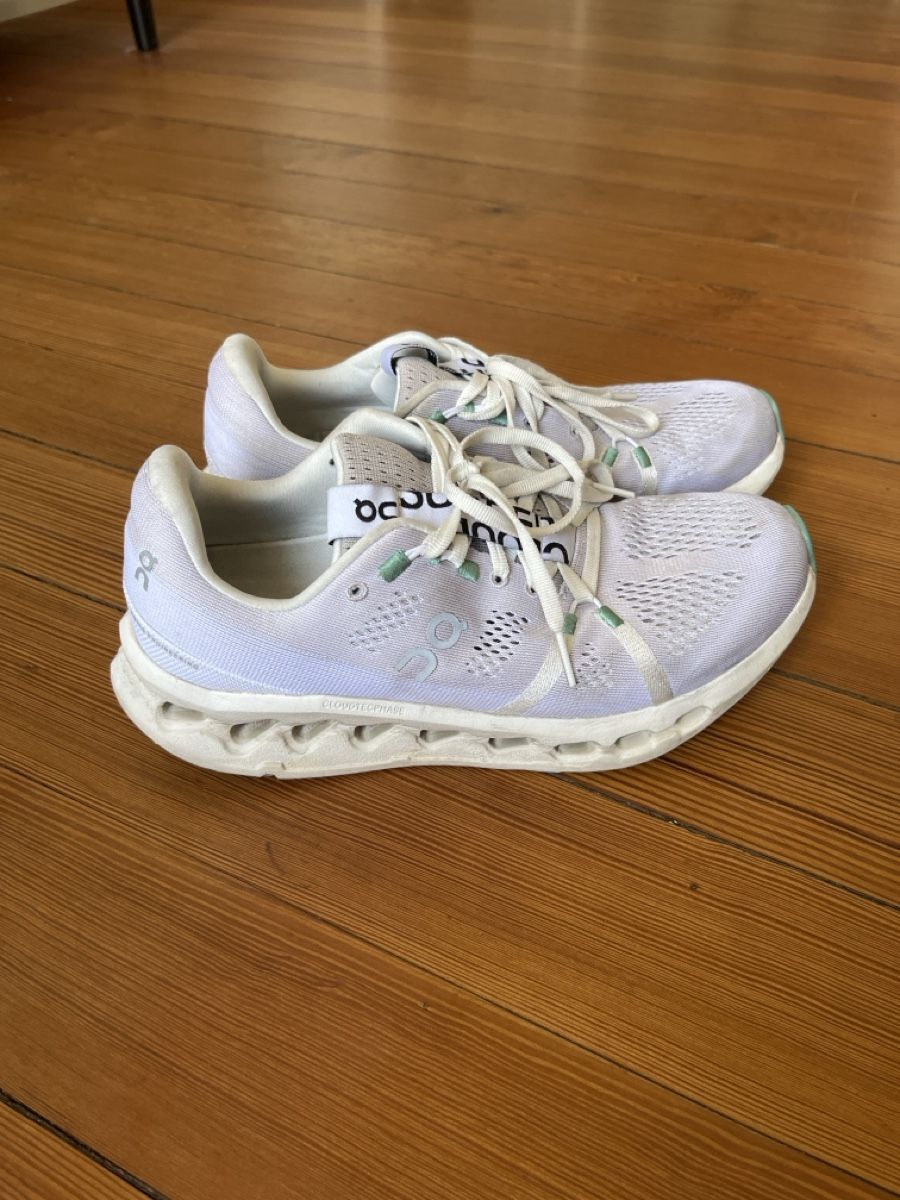 On Scarpe da uomo: On Cloud Schuhe – Usato da Baden venduto da Ella_M
