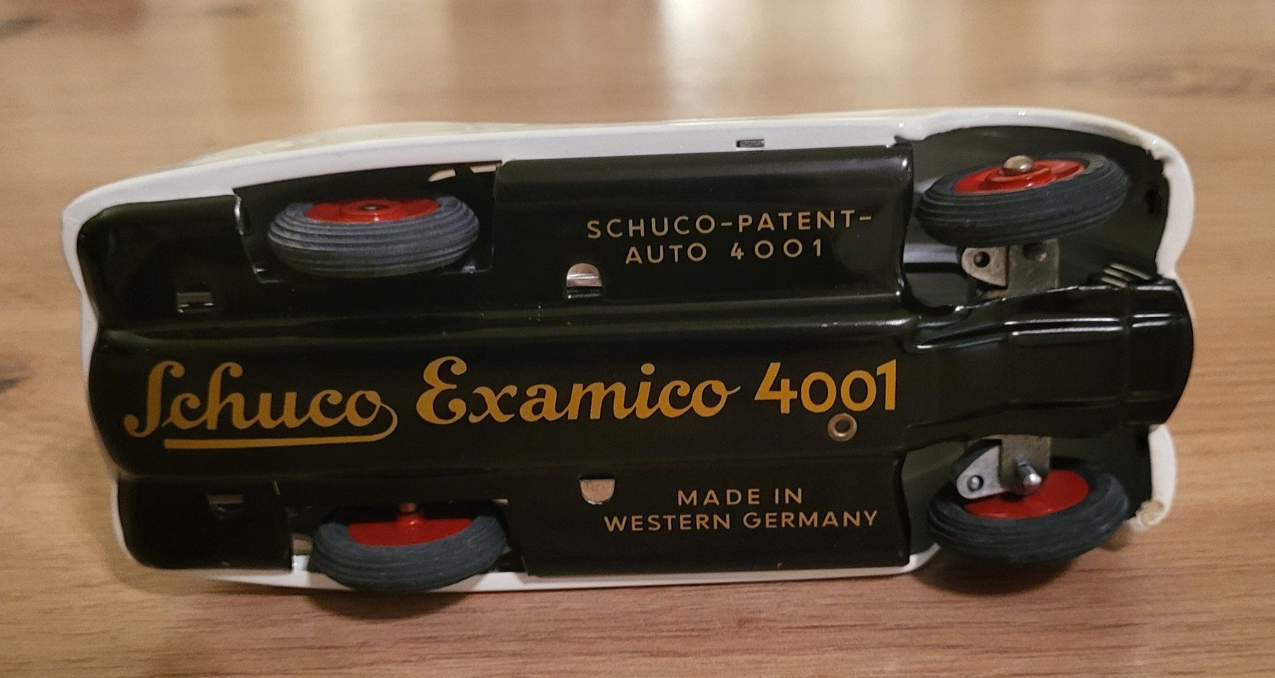 Schuco Modellini d'auto: Schuco Examico 4001 Modellauto - Neuwertig – Nuovo (secondo la descrizione) da Oberwil BL venduto da Spartaner01 4
