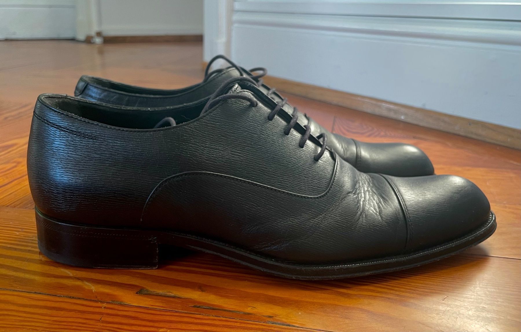 Armani Scarpe da uomo: Giorgio Armani derbies en cuir noir 44IT – Usato da Lausanne venduto da Taronshate 7