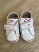gebrauchte Nike Turnschuhe Gr. 19.5