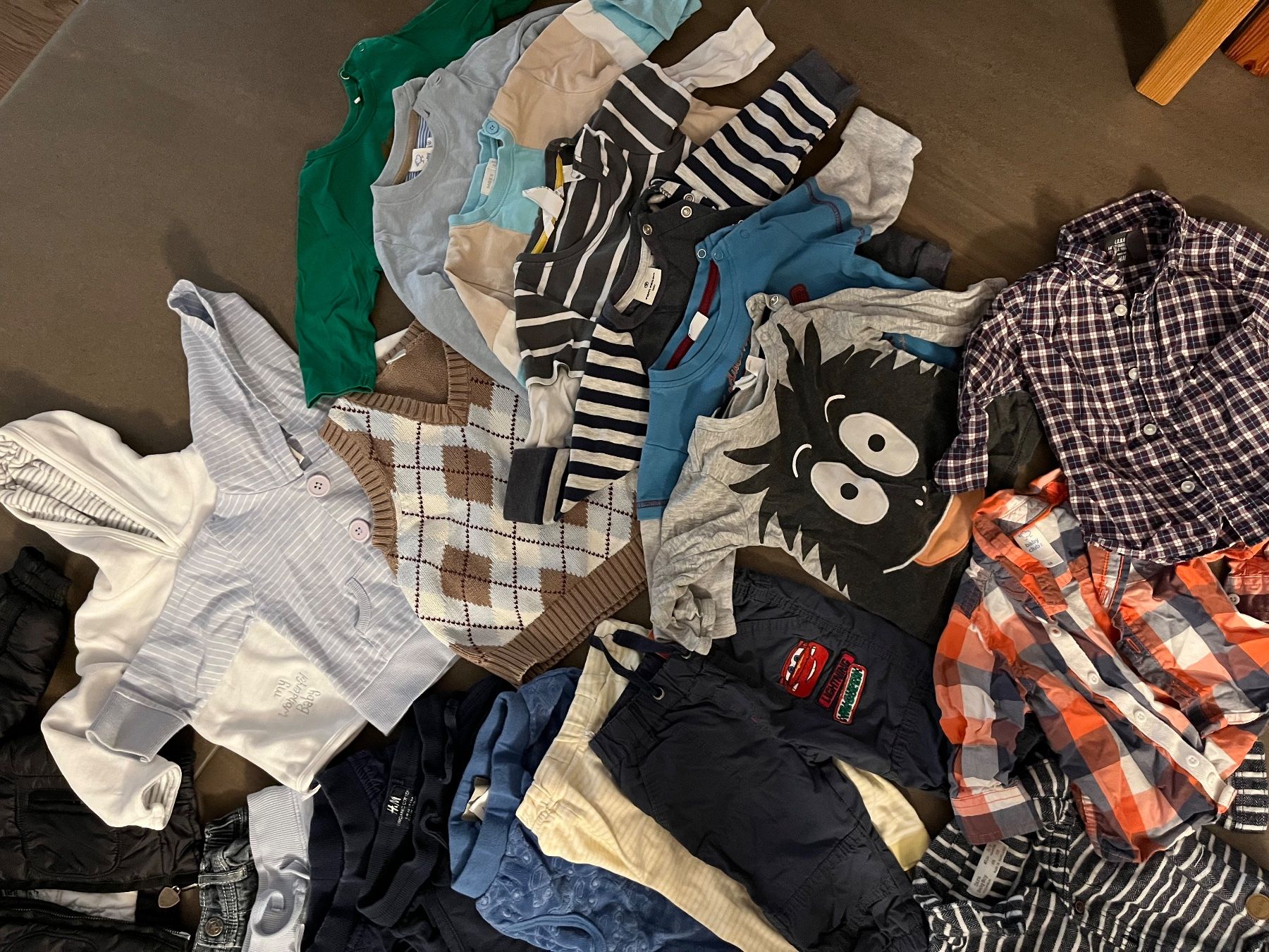 Kleiderpakete & -sets: Babykleider Set Grösse 68 Herbst/Winter – Gebraucht aus Abtwil SG von Isi1 3