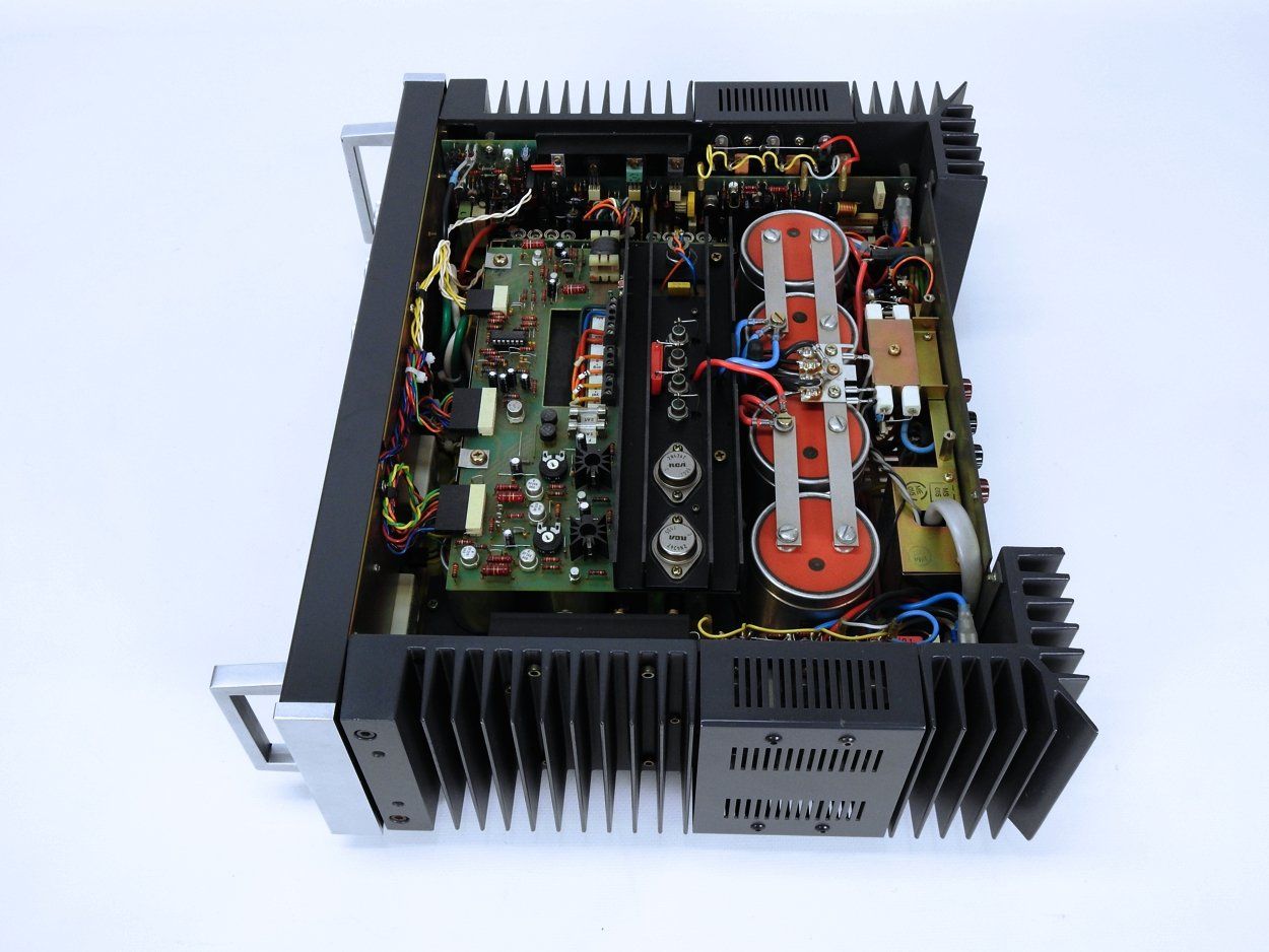 Revox Amplificatori: ReVox B740 Endstufe - Sammlerstück... – Usato da Lohn-Ammannsegg venduto da Techtrading-GmbH 6