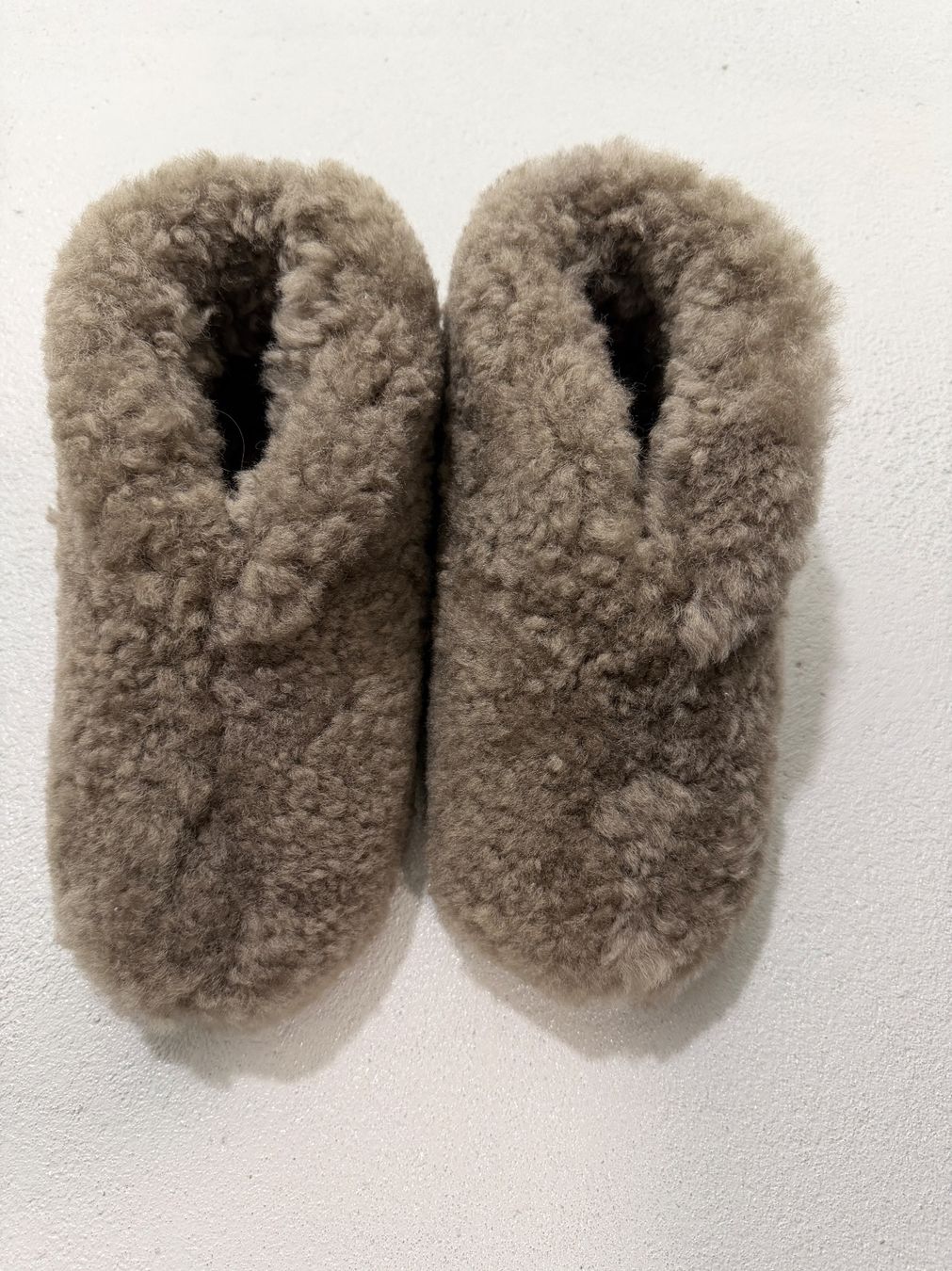 Scarpe da donna: Lammfellfinken Gr.37 – Nuovo (secondo la descrizione) da Ehrendingen venduto da Nr.7