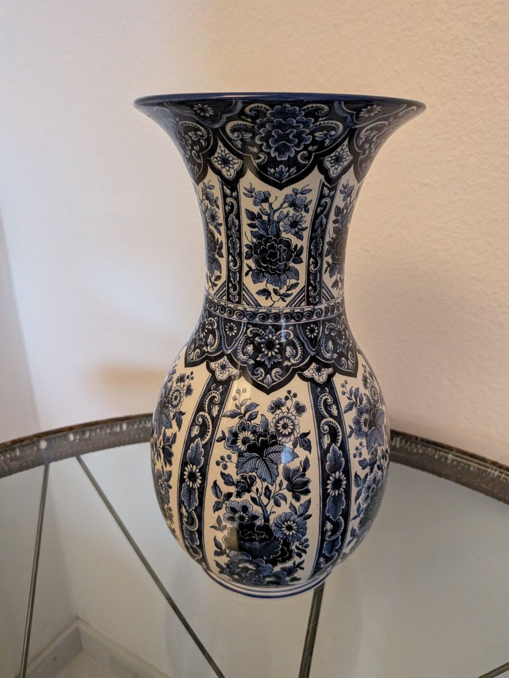 Vase & Récipients: Delfia Vase – D'occasion à Emmen par magelan