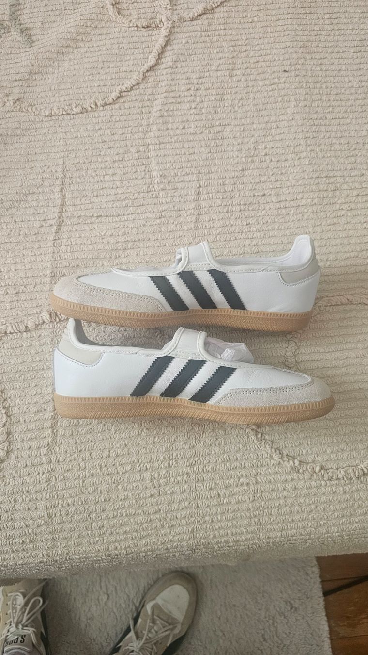 Adidas Damenschuhe: Adidas Samba Jane neuve – Neu und originalverpackt aus St-Prex von sebgav 1