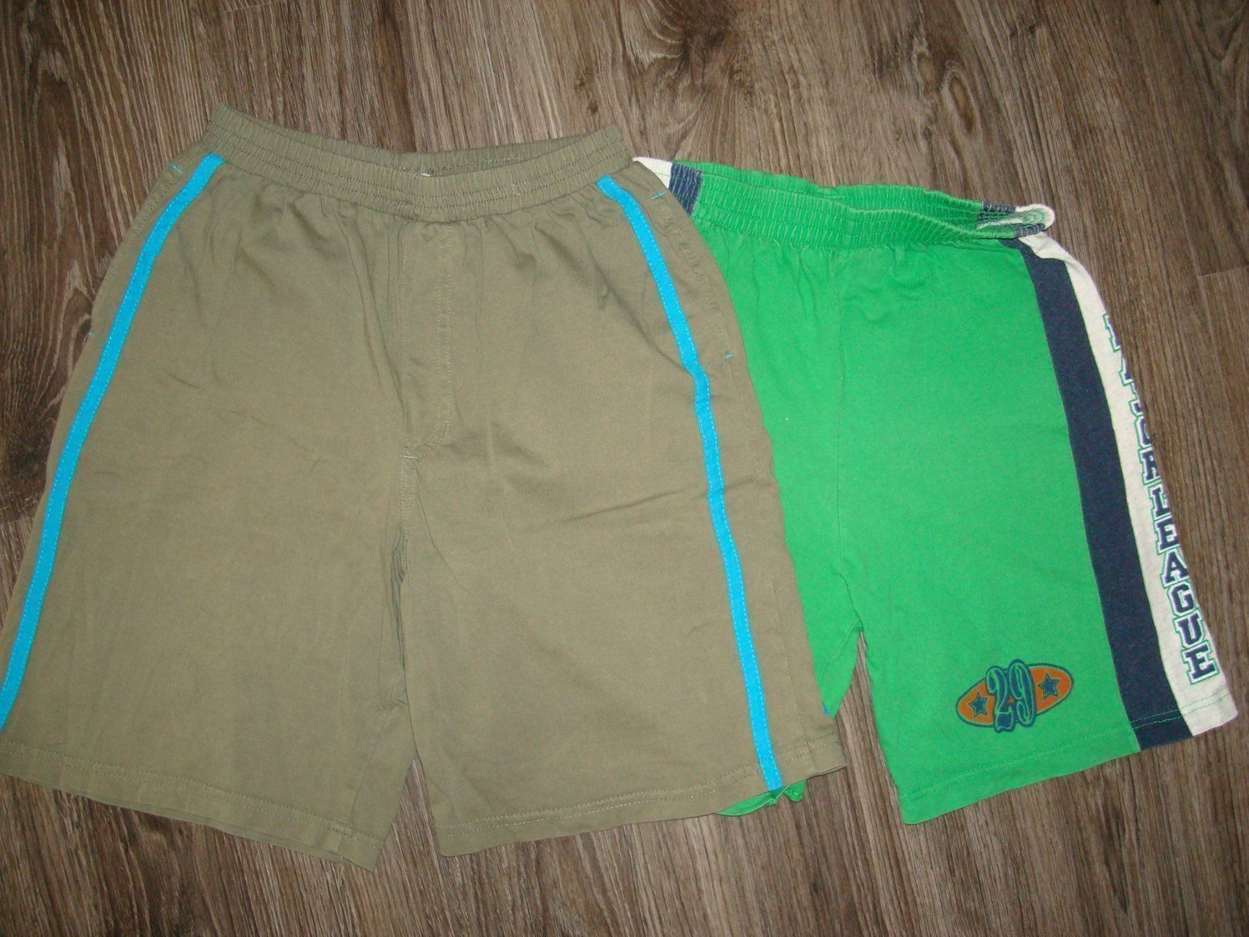 Pantaloni: lot short 128 – Usato da Chermignon-Bas venduto da mioumiou35