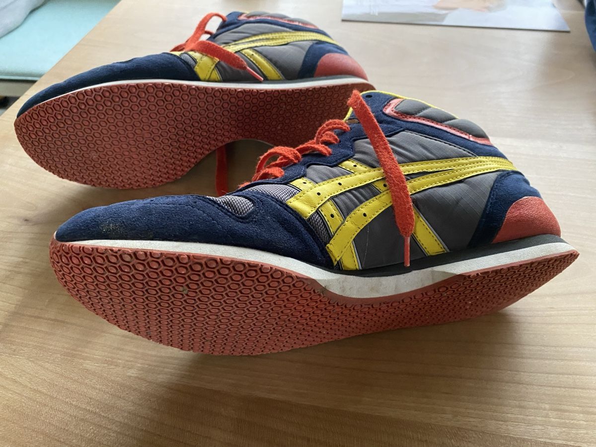 Onitsuka Chaussures hommes: Onitsuka Tiger  Grösse 44.5 gebraucht – D'occasion à kreuzlingen par ben_7zd2 2