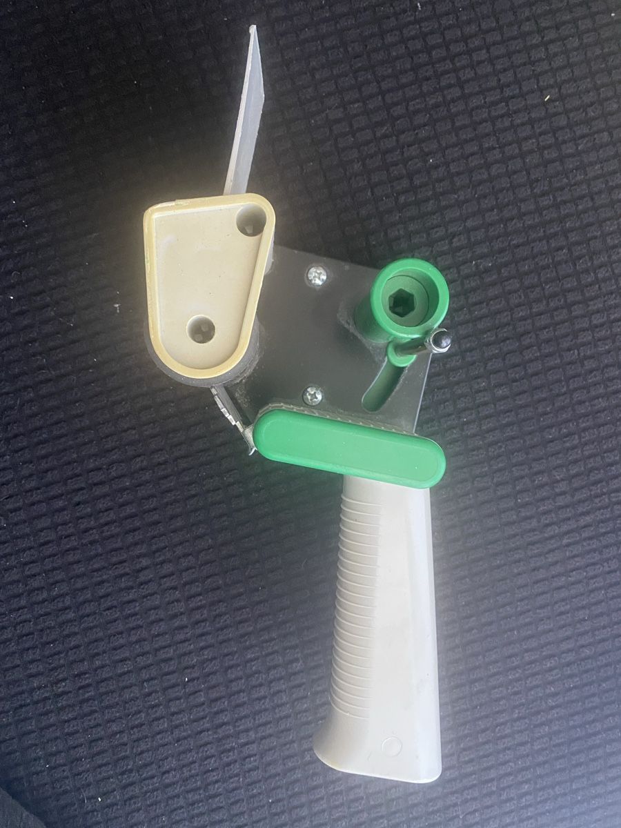 Alle Werkzeuge: Paketbandabroller für Klebeband – Gebraucht aus Leibstadt von Shopcity