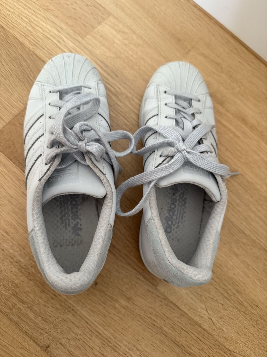 Adidas Damenschuhe: Adidas Superstar Sneaker – Gebraucht aus Rheinfelden von seline.n 4