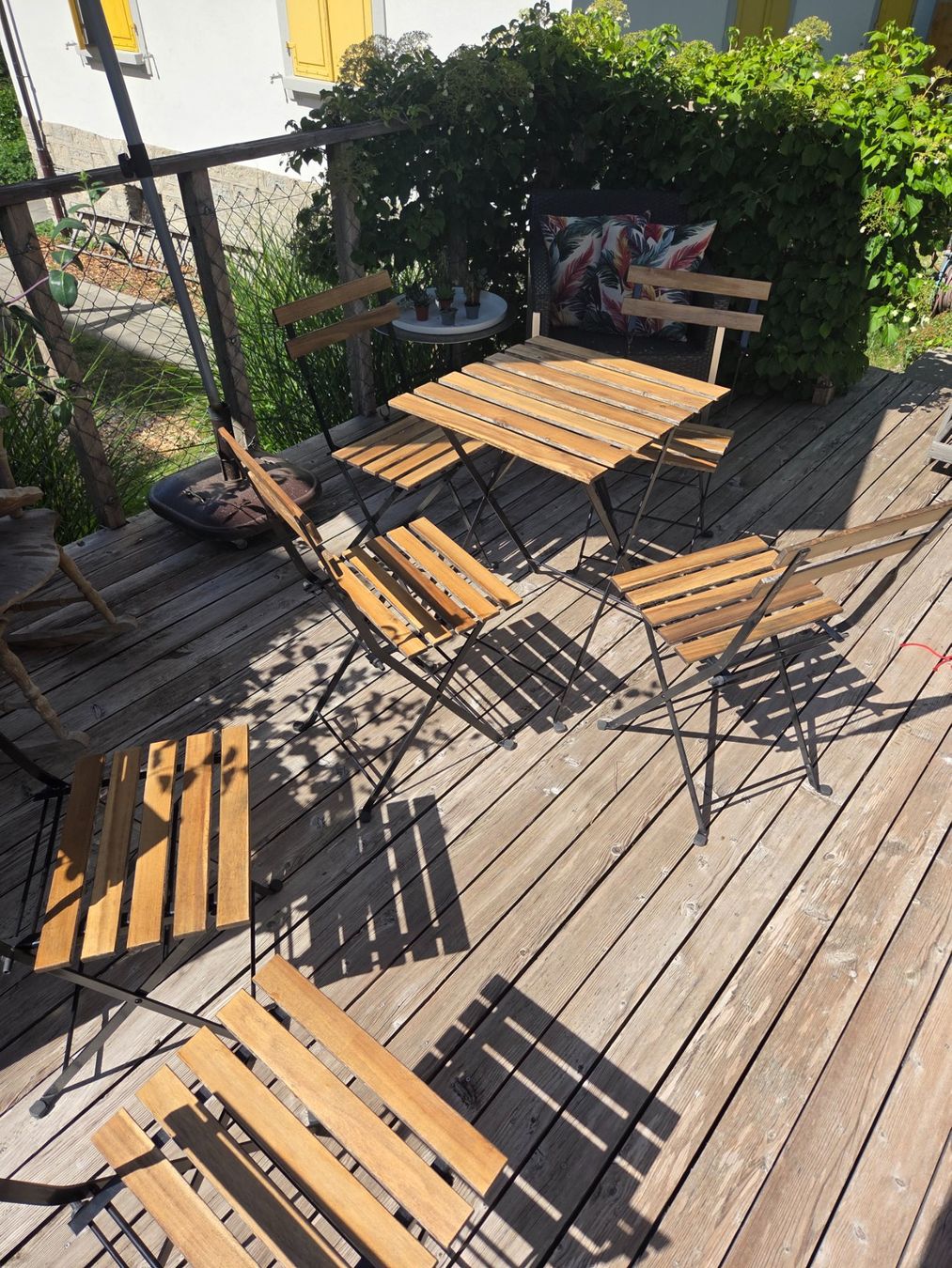 Ikea Set de table et chaises: Table avec 4 chaises IKEA – D'occasion à Vallamand par mamideco 2