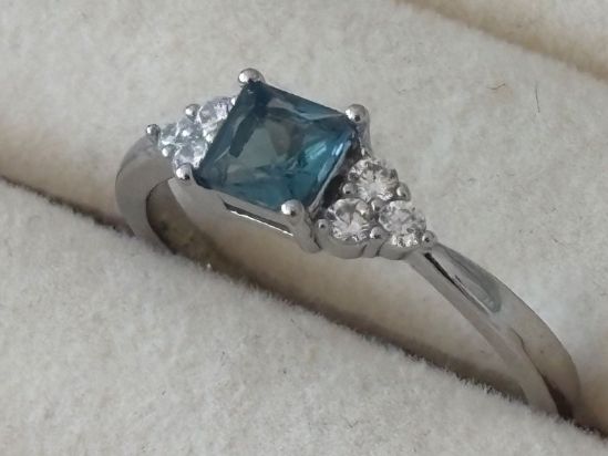Bagues: Luxus Elegante Gr.17/7 Ring Farbe: Silber/blau – Neuf (Voir description) à Biel-Bienne par Roserosse13 6