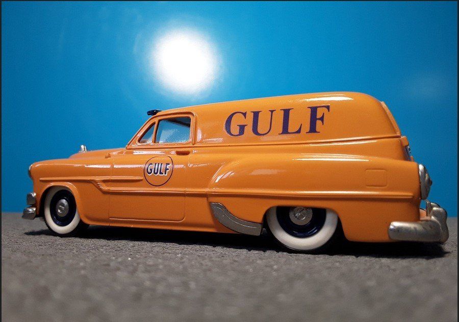 Brooklin Pontiac Sedan Delivery Gulf Oil 1953 – Miniature 1/43 Jaune Et Orange