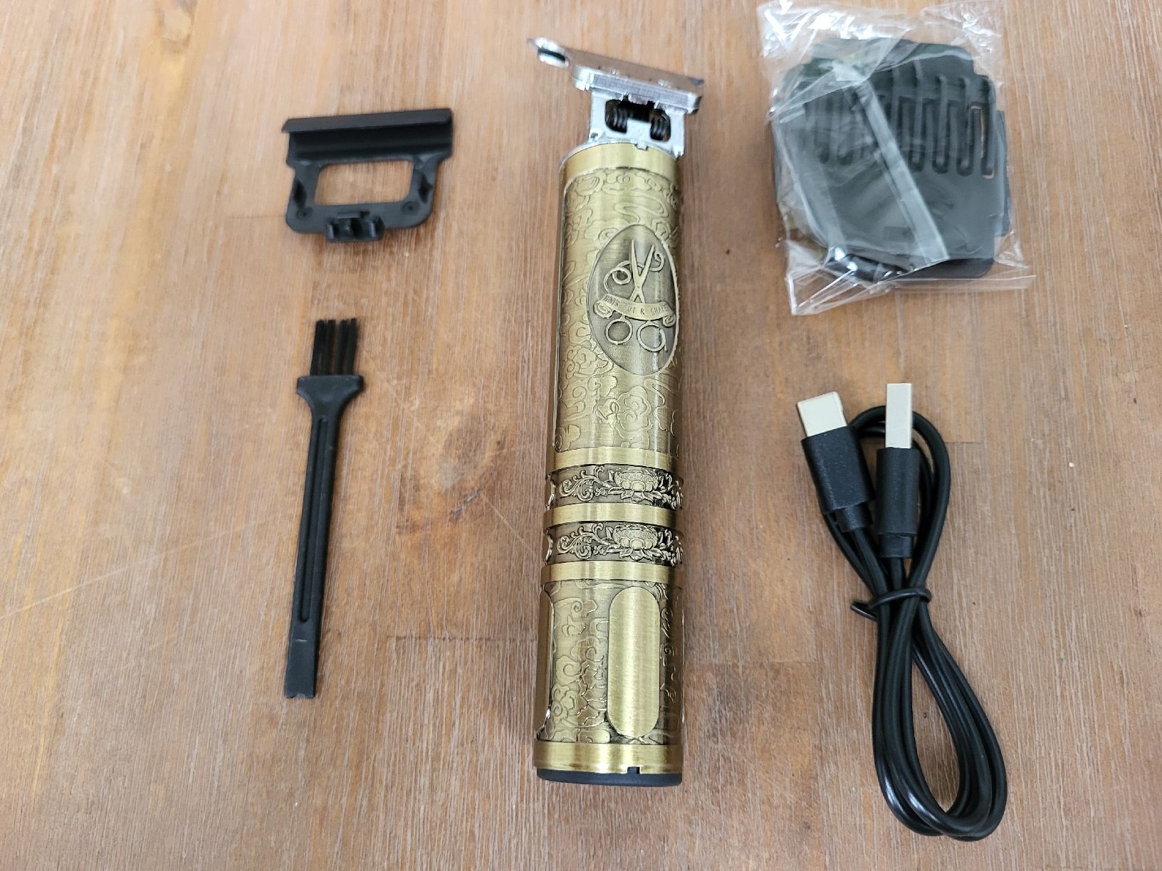 Rasoi & Lamette da barba: RASIERER TRIMMER HAARSCHNEIDER NEU – Nuovo e nell'imballaggio originale da Lommiswil venduto da Fridu_C 2