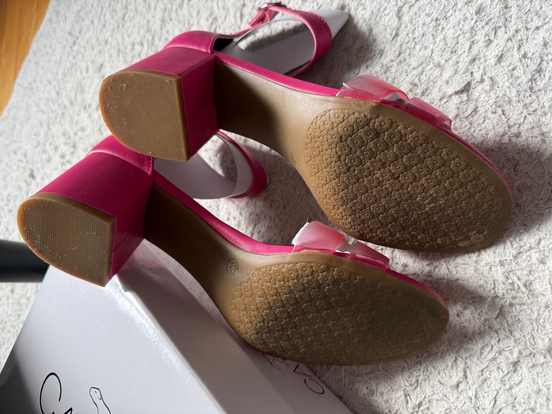 Scarpe da donna: Damen Sandalette Catwalk Größe 39 – Usato da Luzern venduto da sarahxtwilight 2