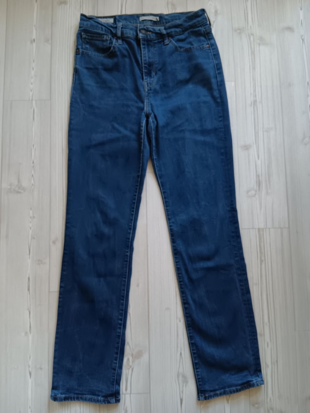 Levi's Jeans: LEVIS 724 Jeans HIGH RISE STRAIGHT taille / Grosse 29 – Gebraucht aus Cossonay-ville von Super-Price-Quality