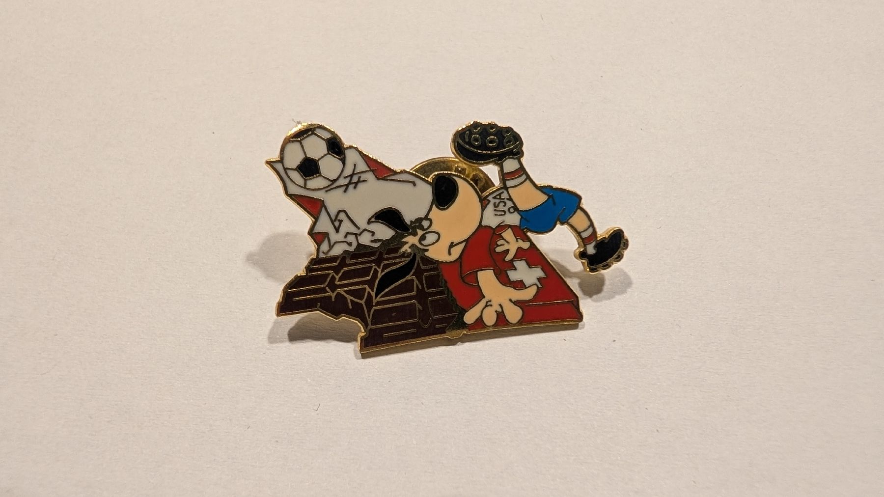 Placchette & Badge: Pins Worldcup USA 94 Maskottchen Striker – Usato da Olten venduto da NicoOnline 5
