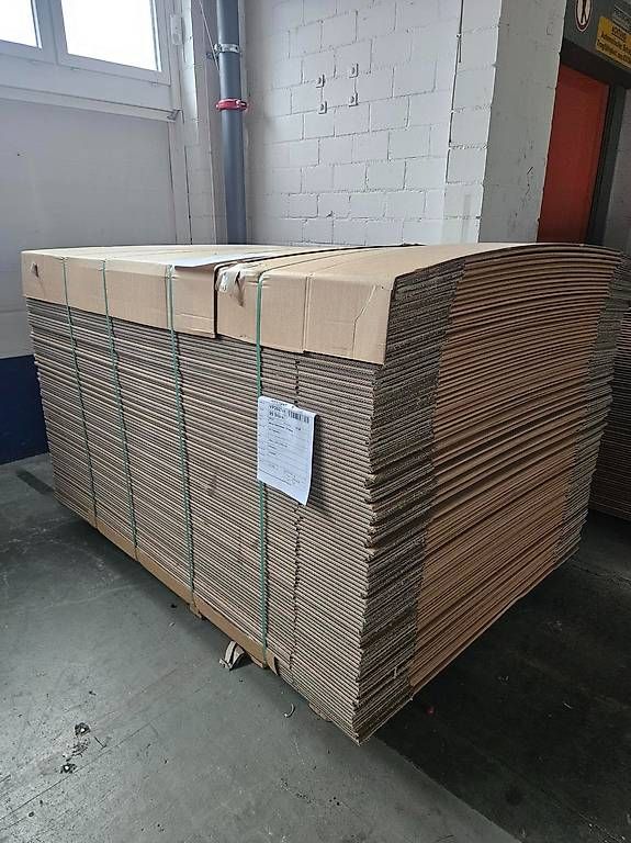 Kartons: Versandkarton 1800x240x950mm – Gebraucht aus Schwanden GL von Trailworks-AG 3