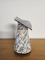Spezielle Vase ähnlich Blume handgeblasen ca. 1970
