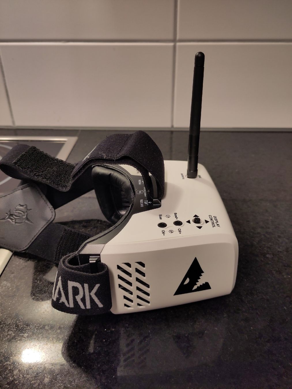 Modellismo RC: Fat Shark Echo Analog Box FPV Brille – Usato da Pratteln venduto da Leo_Hofer
