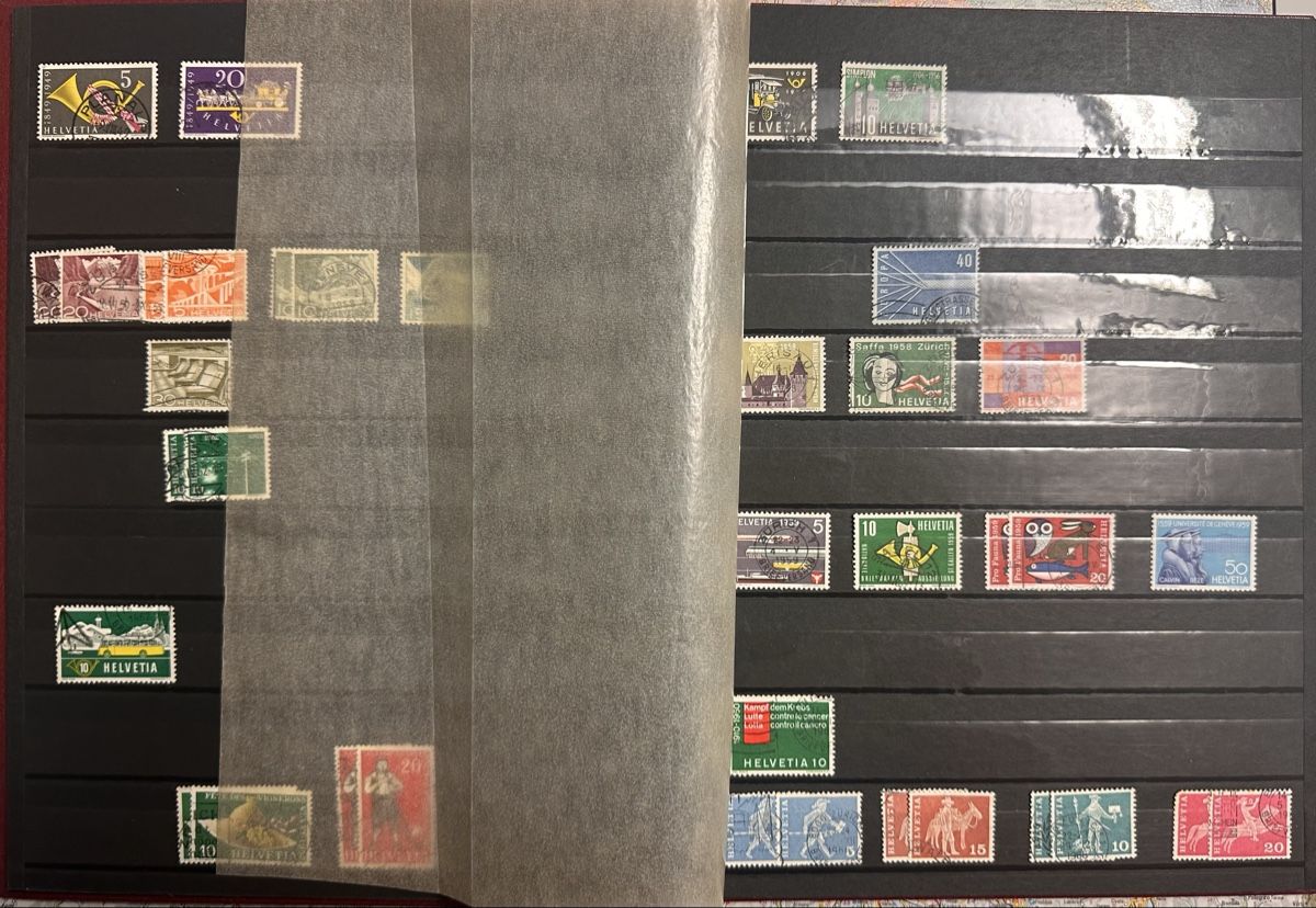 Tous les timbres: Markenalbum Schweiz – D'occasion à Toffen par Bazzolino 3