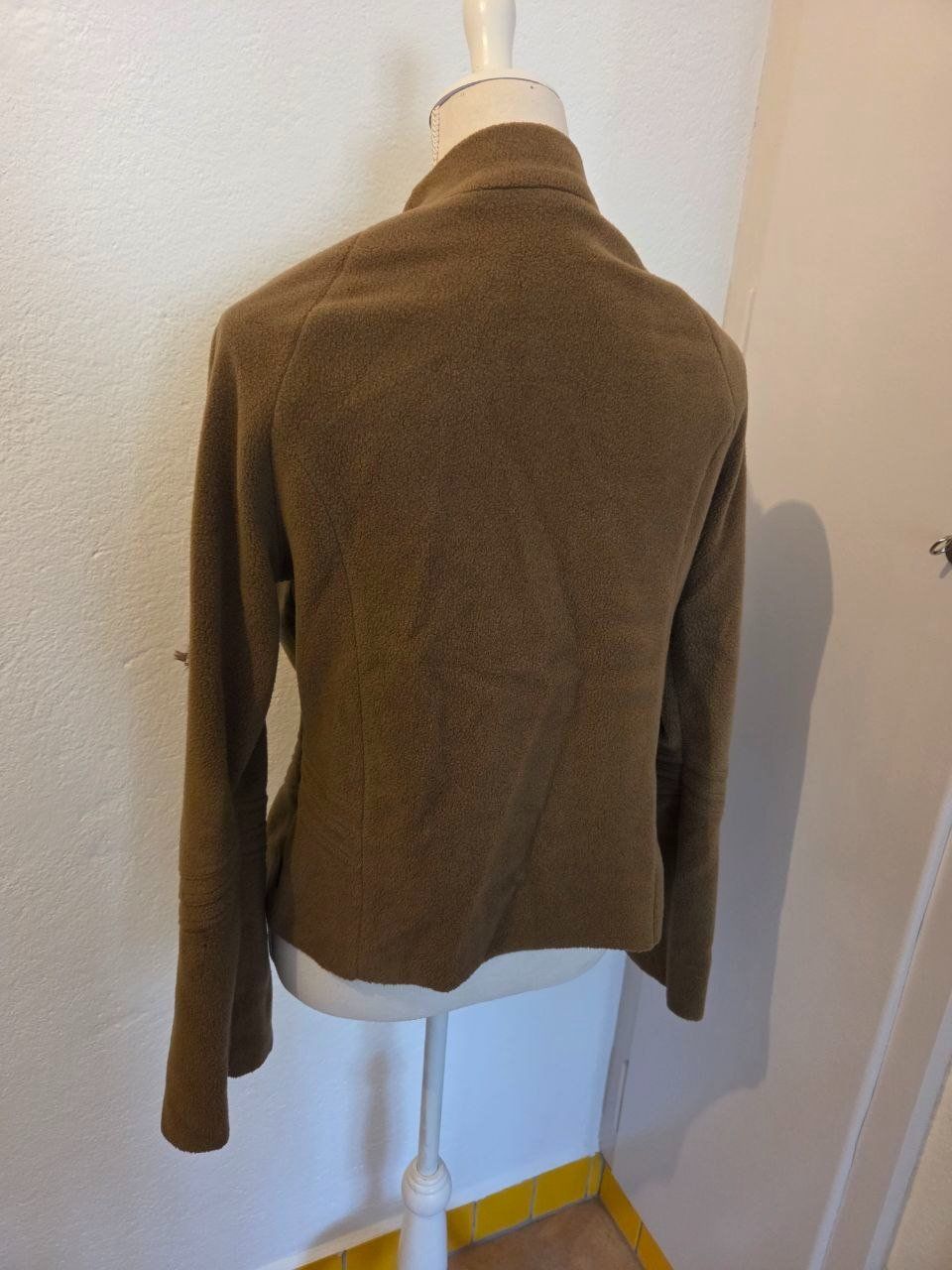 Vestes: Veste marron taille 38 bon état – D'occasion à noes par kri_g7m6 4