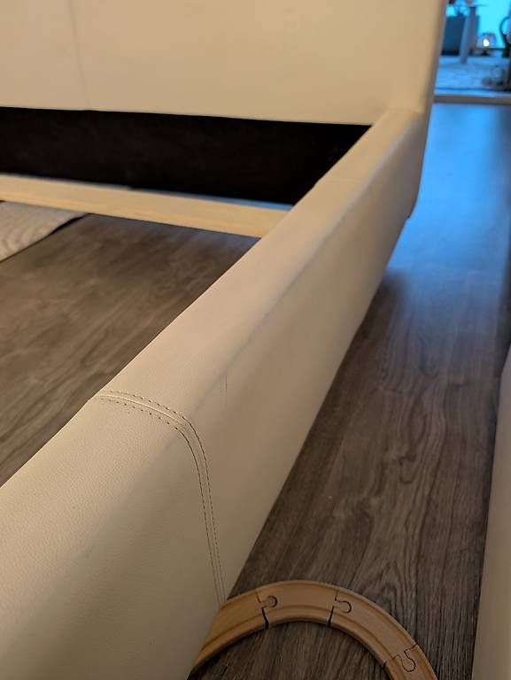 Letti: Bettgestell 180x200 cm gebraucht – Usato da Zollikofen venduto da flo_gsh6 2