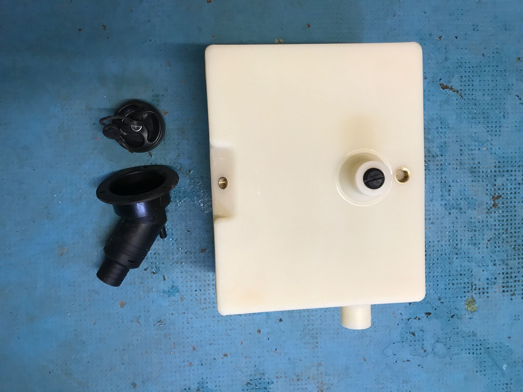 Accessori per altri veicoli: Reserve Tank – Nuovo (secondo la descrizione) da Derendingen venduto da Hauderebaesseler 3