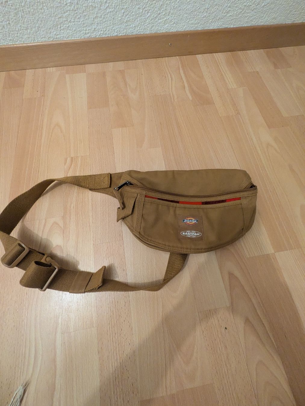 Dickies Taschen: Fanny Pack Eastpak Dickies. – Gebraucht aus Adliswil von danfarrar
