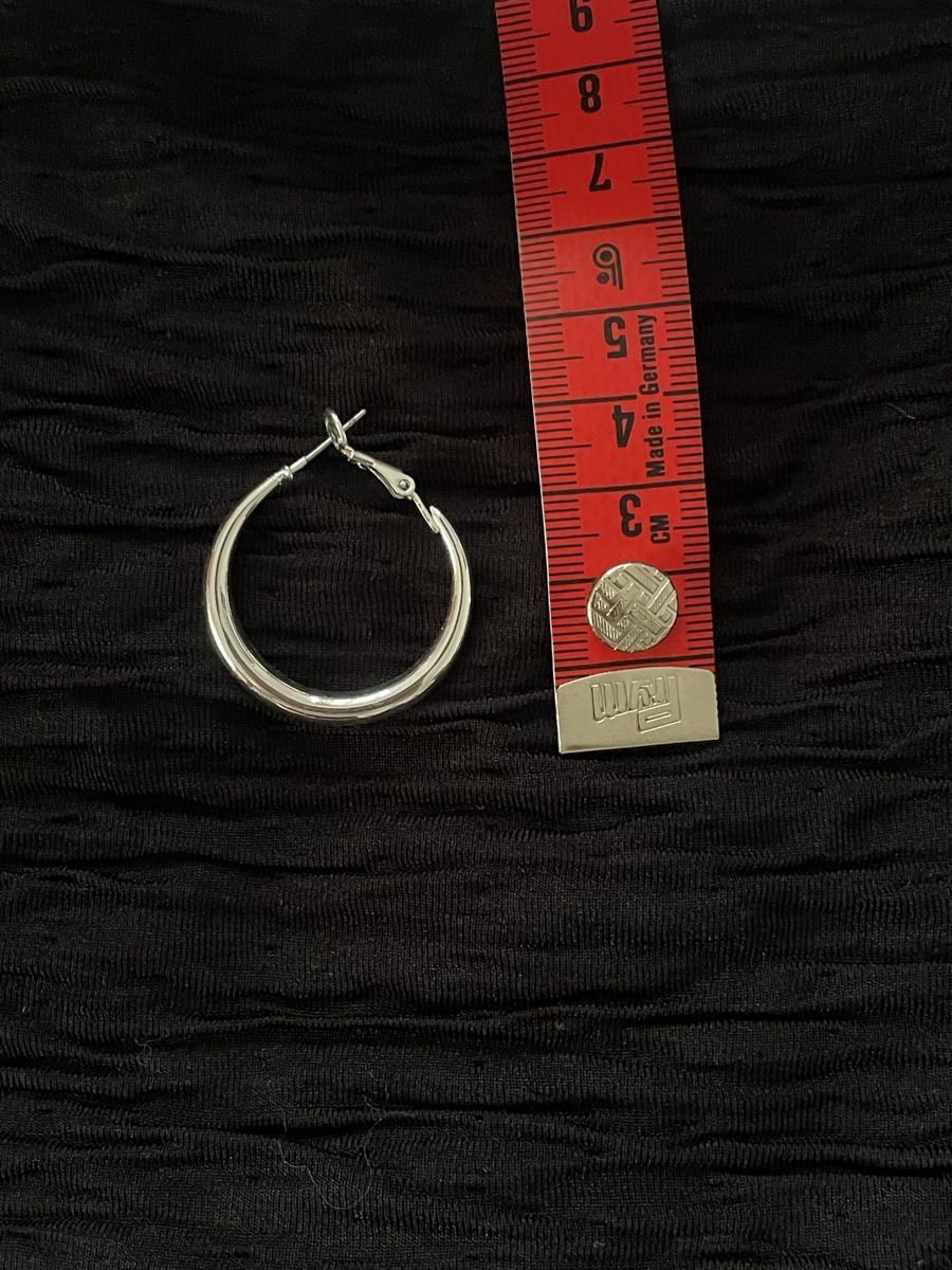 H&M Orecchini pendenti & Orecchini a lobo: Silberne Creolen Ohrringe – Usato da Baden venduto da Julikoo 1