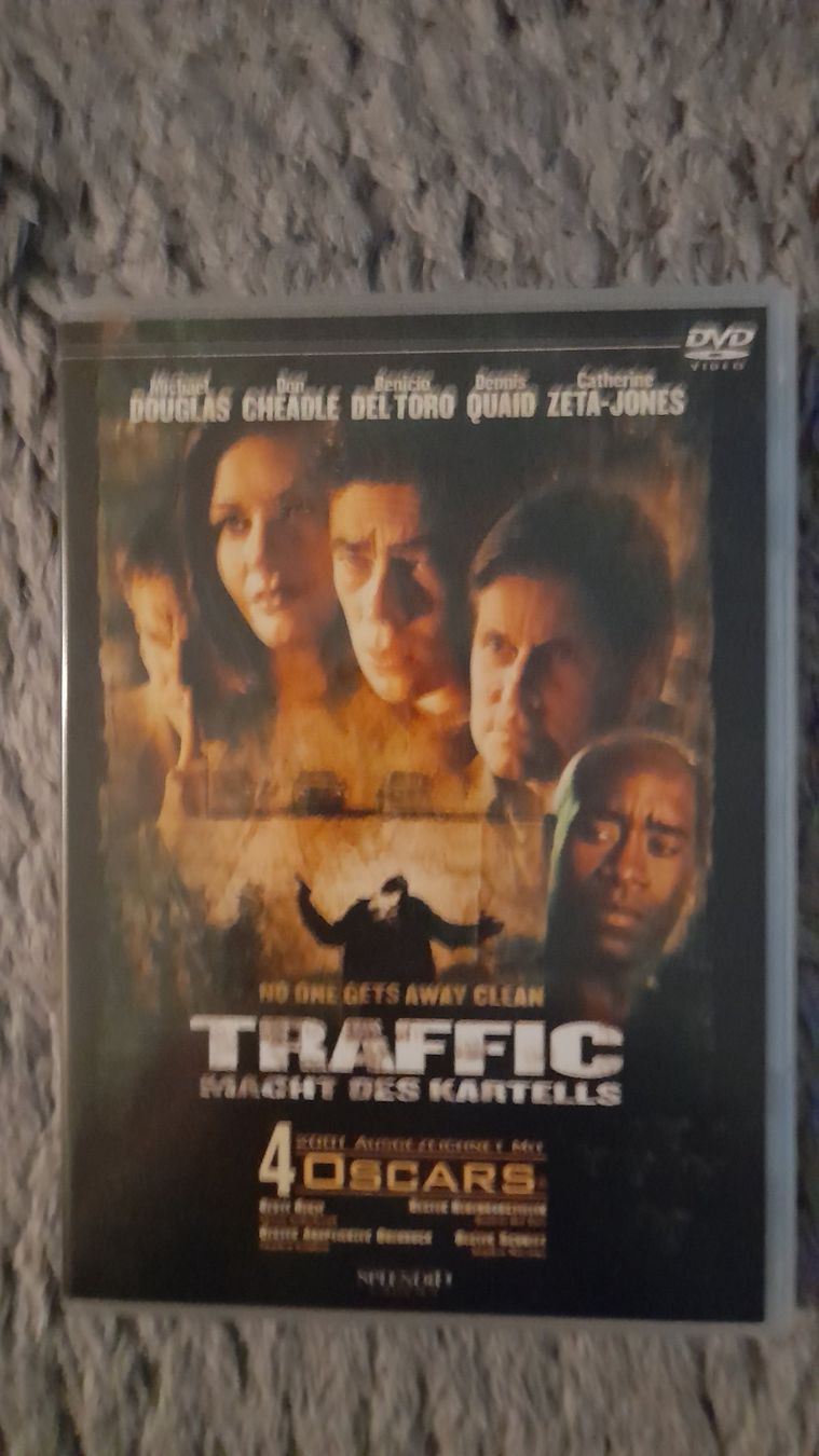 Tutti i DVDs: TRAFFIC    DVD – Usato da Wetzikon ZH venduto da Ramones01