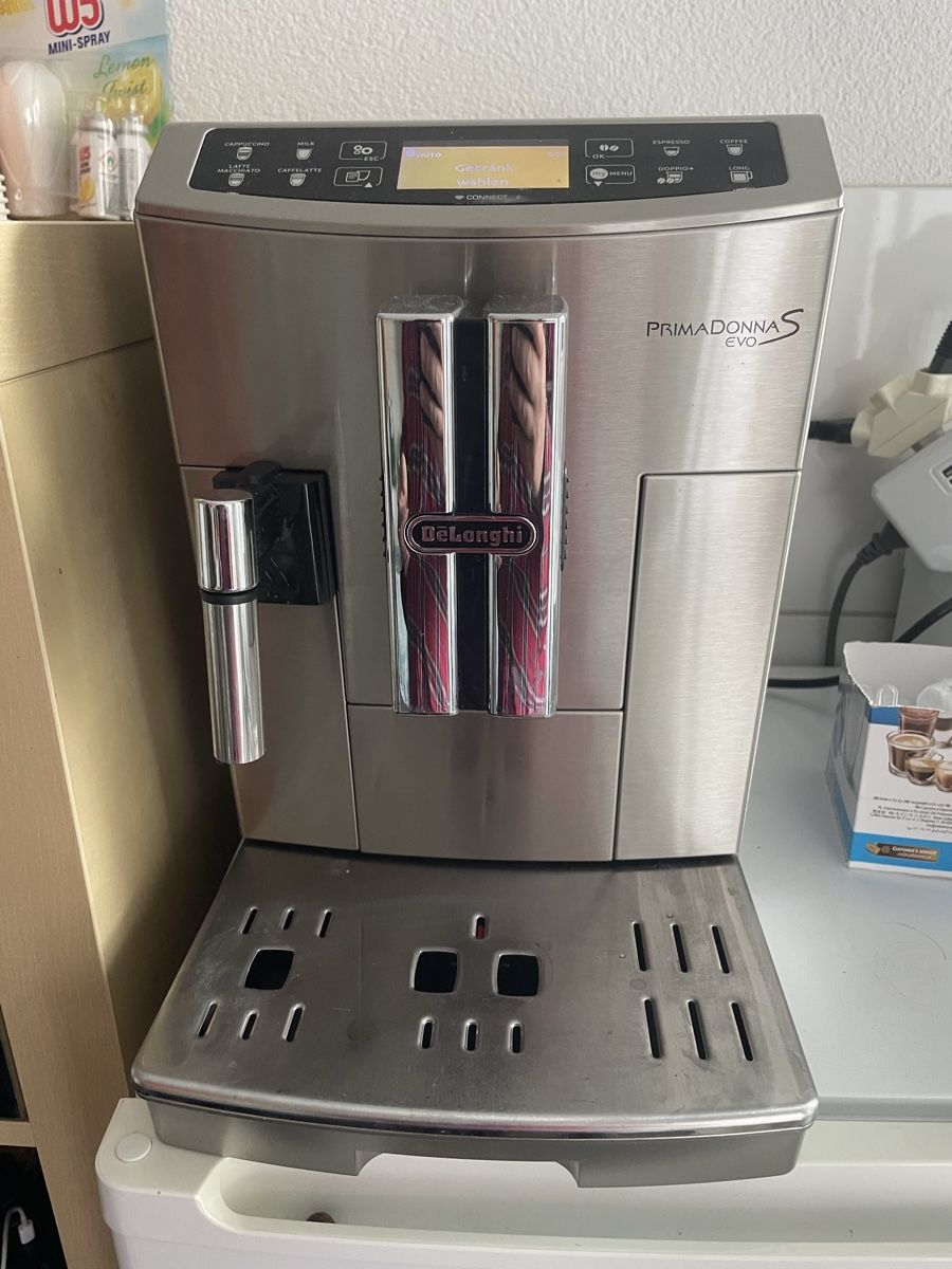 De'Longhi Kaffeemaschinen & Espressomaschinen: De Longi – Gebraucht aus Leuggern von Diesel01