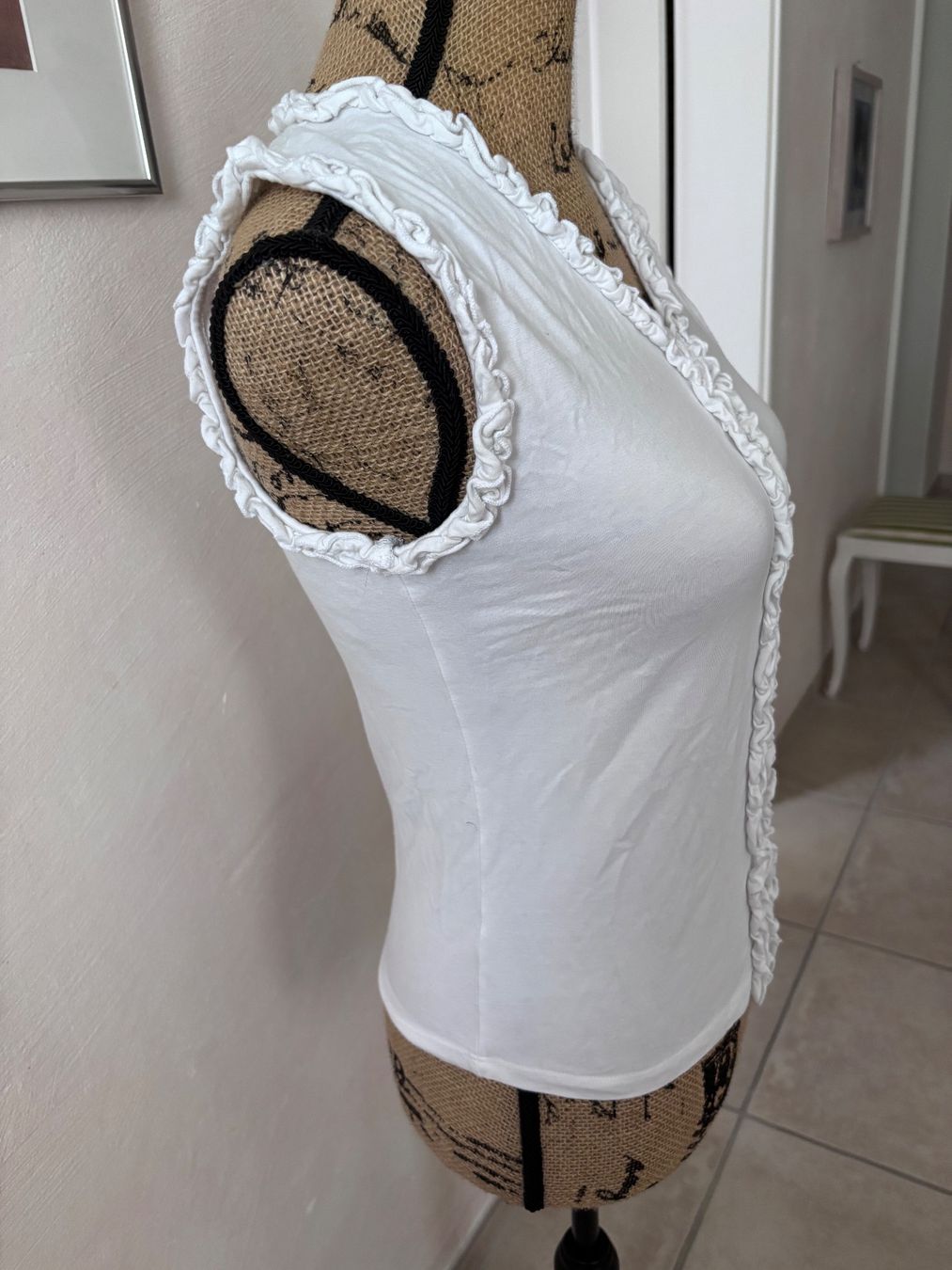 T-Shirts: Süsses Shirt weiss ca. M – Gebraucht aus Balsthal von Uroby 2