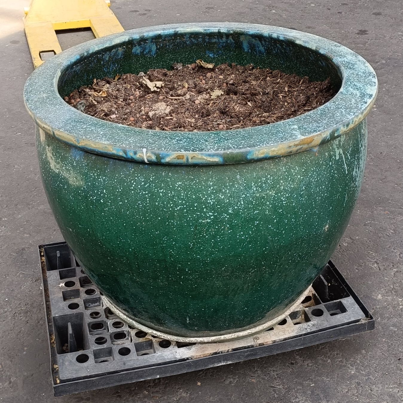 Vasi per fiori: grosser Blumentopf D: 76 cm – Usato da Däniken SO venduto da thumbnail 1
