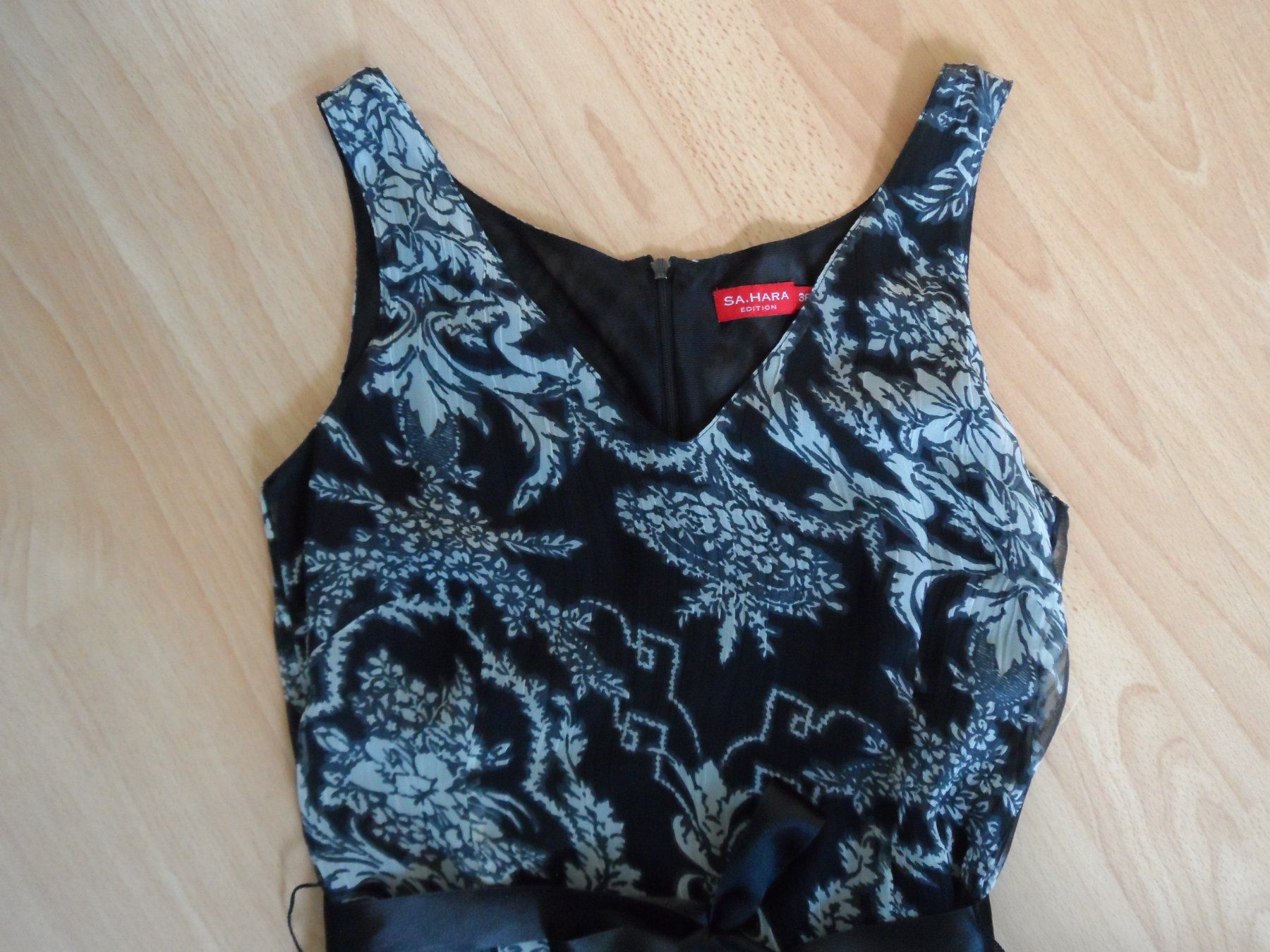 Vestiti: ***** SA. HARA Kleid Gr 36 ***** – Usato da Therwil venduto da Hcd1919 1