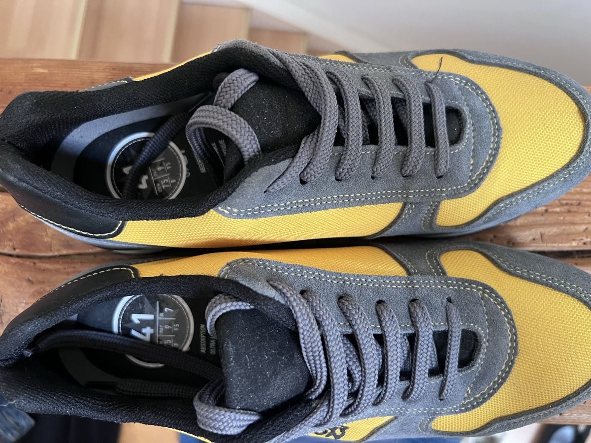Scarpe da uomo: Wacker Neuson Sneaker Grösse 41 Neuwertig – Usato da Pfäffikon ZH venduto da Sandra07000 1