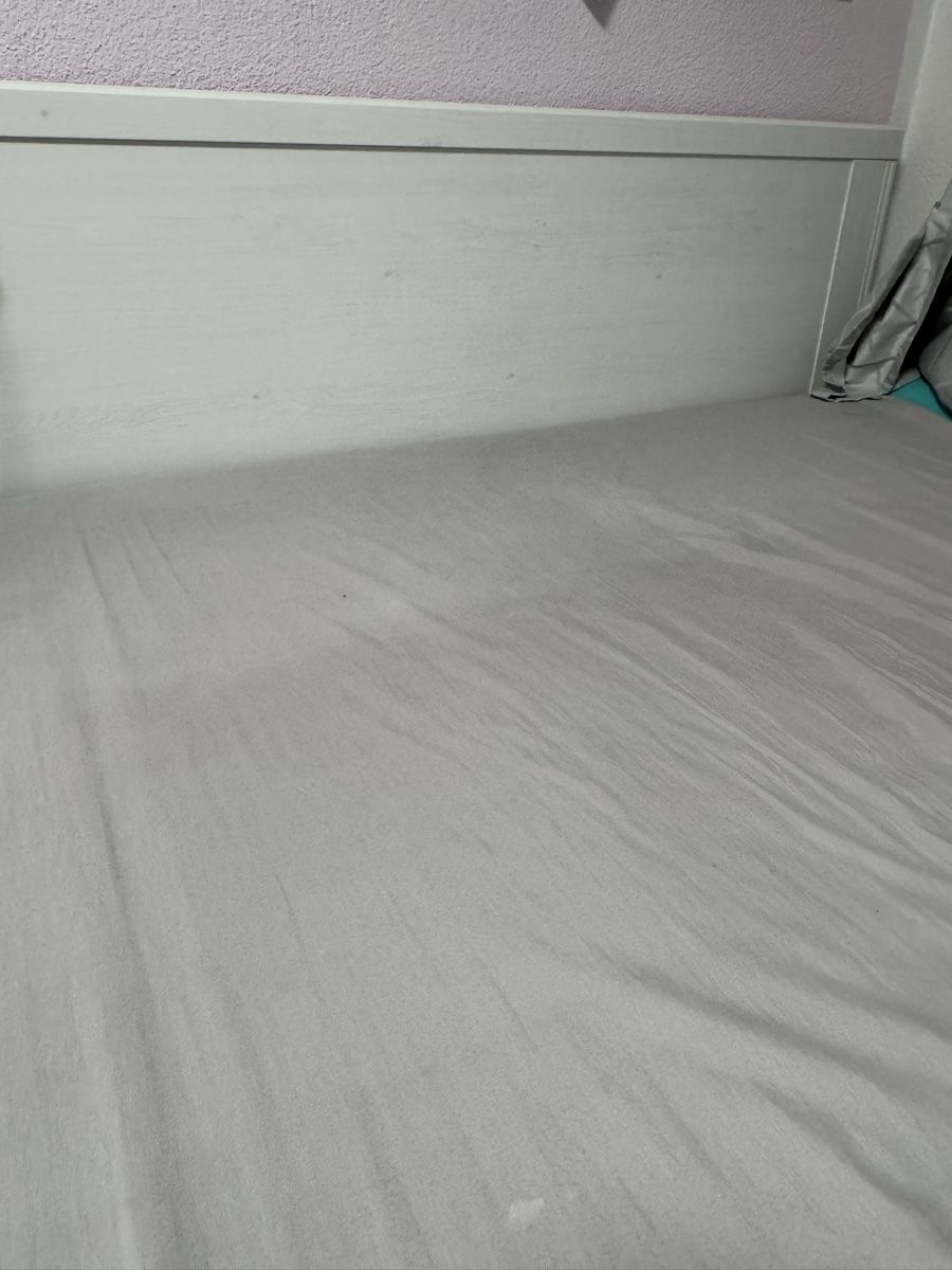 Ikea Lits: Ikea Boxspringbett 140x200 zu verkaufen – D'occasion à Adligenswil par joy_l9vd 1