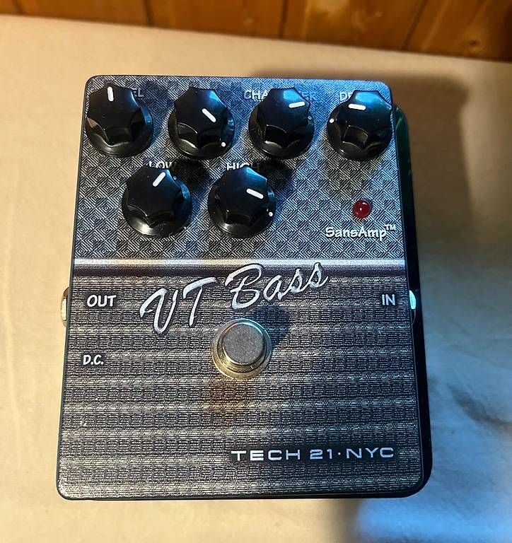 Strumenti musicali: Tech 21 VT Bass – Usato da Zürich venduto da Ciccione88