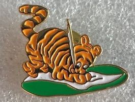 Comic Tigger Pin