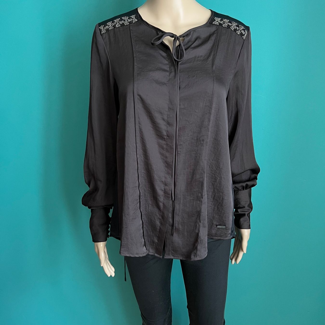 Pepe Jeans Chemisiers: PEPE JEANS Bluse 🤎 – D'occasion à Zürich par ClosetQueen 8