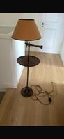 Lampe sur pied vintage avec tablette - idéale 