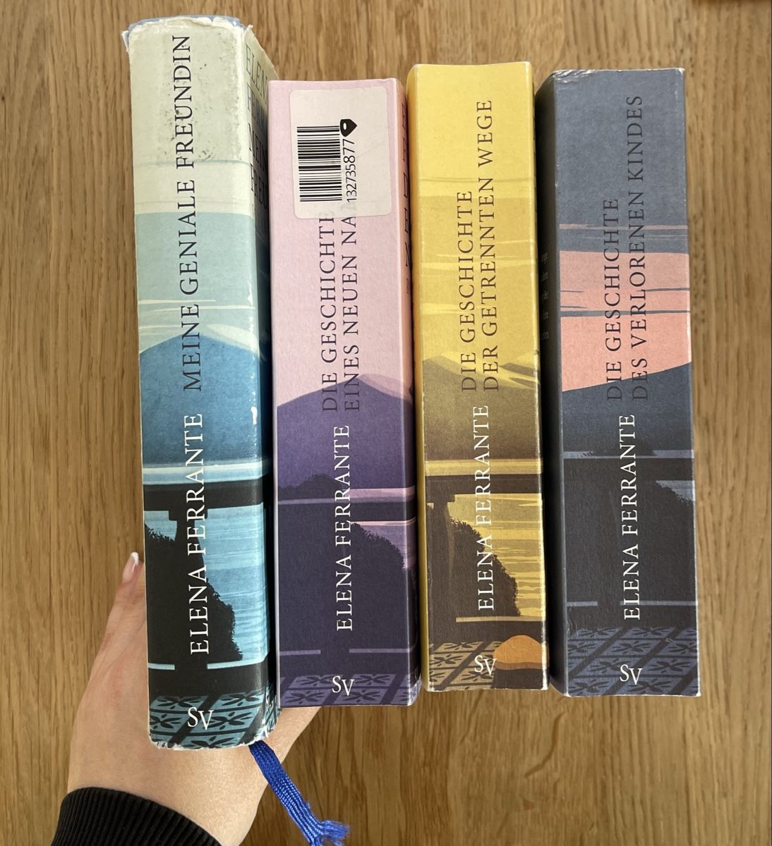 Bücher: Elena Ferrante: Neapolitanische Saga - 4 Bände – Gebraucht aus Arnegg von lara.andermatt 1