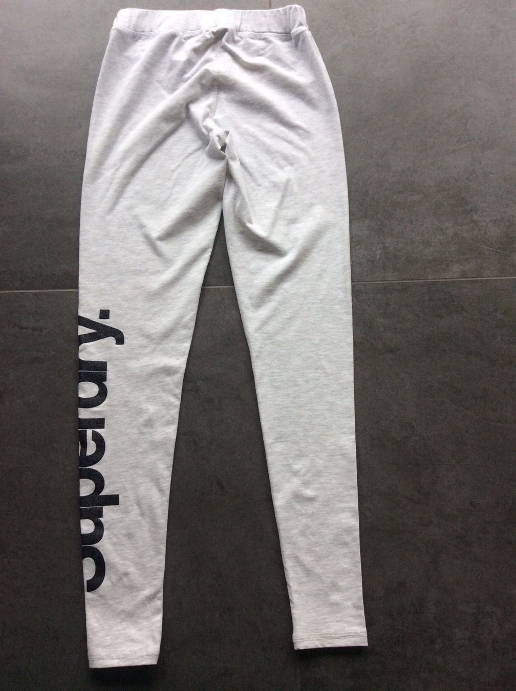 Calze & Collant: Leggings Superdry 2XS Neuf – Usato da Yens venduto da Chriis 2