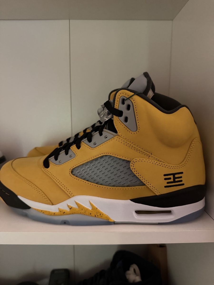 Jordan Scarpe da uomo: Jordan 5 Tokyo 23 – Nuovo e nell'imballaggio originale da St.Moritz venduto da Bandi10