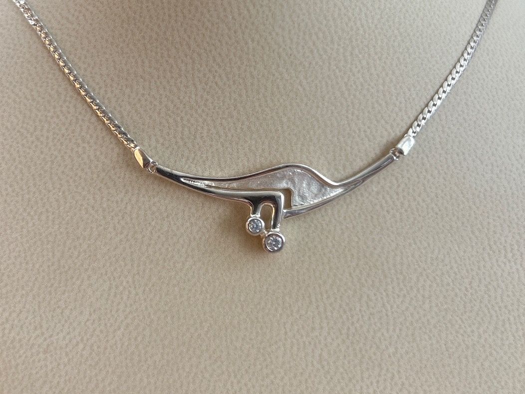 Catenine: Collier mit Zwischenteil – Nuovo (secondo la descrizione) da Fläsch venduto da sus_69xn