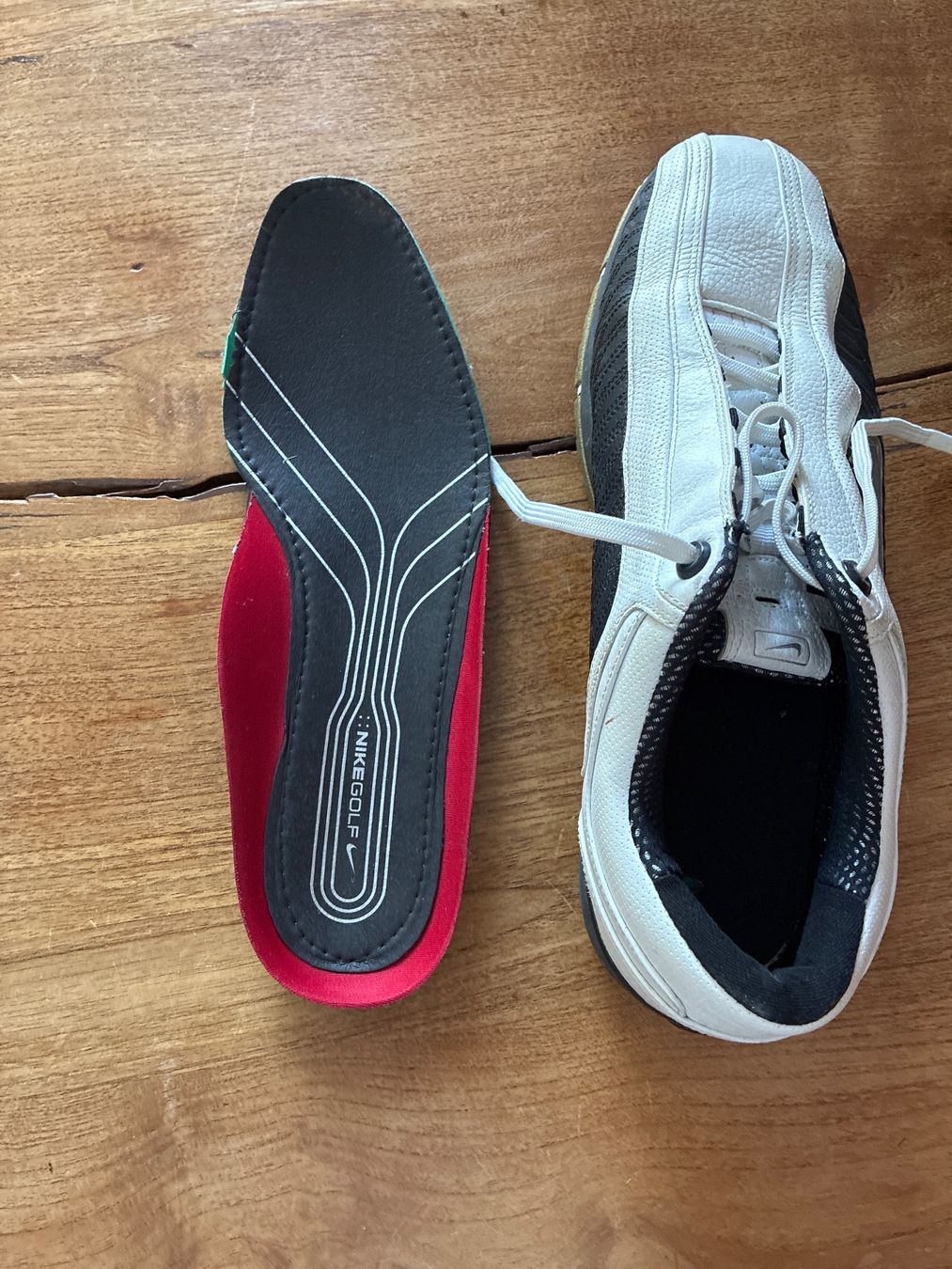 Nike Herrenschuhe: Nike Golf Shoes - White & Black - Size 45 – Gebraucht aus Luzern von ASA_DES 5