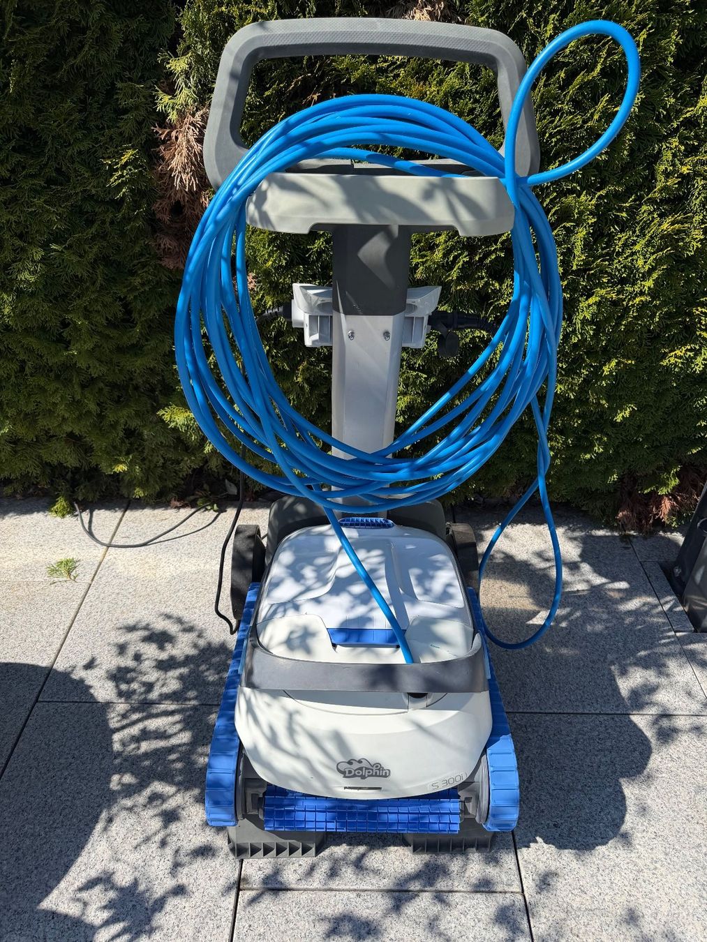 Dolphin Schwimmbad-Zubehör: Poolroboter Dolphin S300i – Gebraucht aus Oberwil b. Büren von Pulp 1