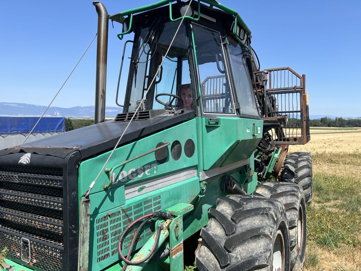 Toutes les machines: À vendre porteur forestier logset  – D'occasion à Sugnens par Nico1466