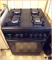 Cuisinère à gaz SCHOLTÈS  haut de gamme, COMME NEUVE