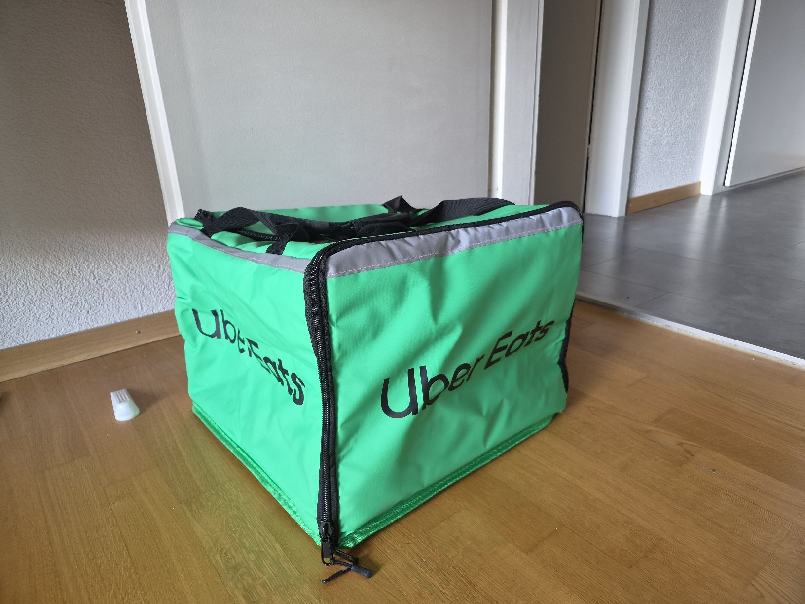 Borse: Uber East Tasche – Usato da Winterthur venduto da Obada.el.bitar